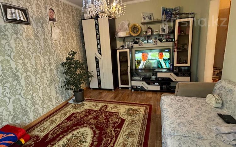 2-комнатная квартира · 43 м² · 5/5 этаж, мкр 8, Братьев Жубановых 198 за 9.5 млн ₸ в Актобе — фото 2