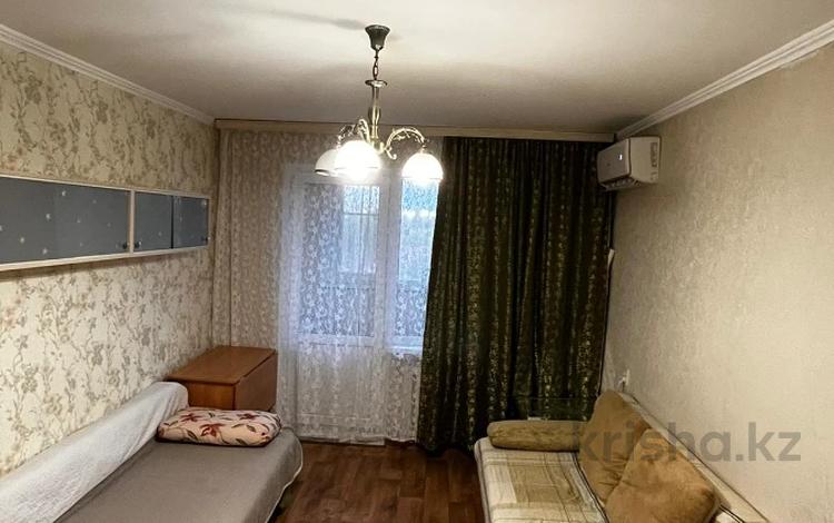 1-комнатная квартира, 33 м², 5/5 этаж, мкр Аксай-2 30