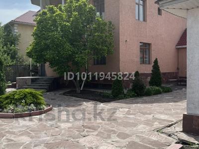 Отдельный дом · 8 комнат · 340 м² · 8 сот., мкр Акбулак, Каратоган 13 за 310 млн ₸ в Алматы, Алатауский р-н