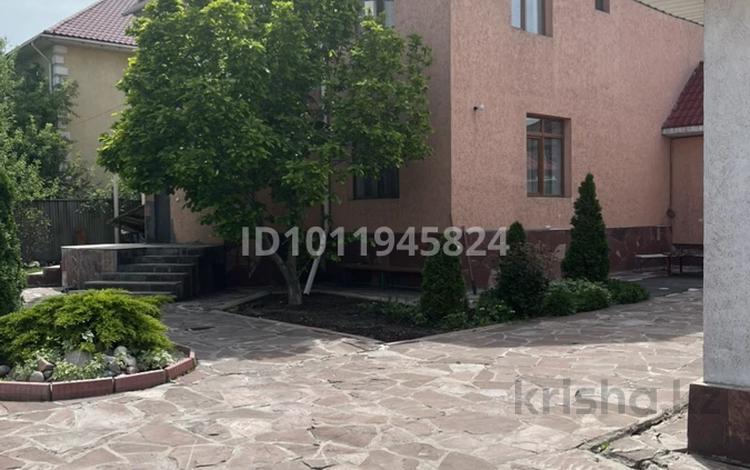 Отдельный дом · 8 комнат · 340 м² · 8 сот., мкр Акбулак, Каратоган 13 за 310 млн ₸ в Алматы, Алатауский р-н — фото 28