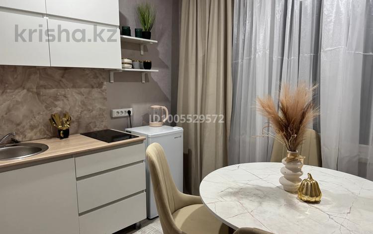 1-комнатная квартира · 40 м² · 2/5 этаж, Бурова 25/3 за 15 000 〒 в Усть-Каменогорске — фото 10