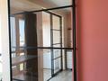 2-комнатная квартира · 55 м² · 12/15 этаж, Жумалиева 153 за 400 000 ₸ в Алматы, Алмалинский р-н — фото 13