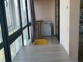 2-комнатная квартира · 55 м² · 12/15 этаж, Жумалиева 153 за 400 000 ₸ в Алматы, Алмалинский р-н — фото 14
