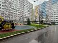 2-комнатная квартира · 58 м² · 8/13 этаж, Есенова за 300 000 ₸ в Алматы, Жетысуский р-н — фото 10