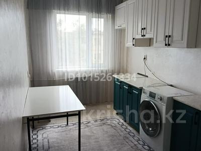 2-комнатная квартира · 44.2 м² · 5/5 этаж, Есенберлина 43 за 180 000 ₸ в Жезказгане