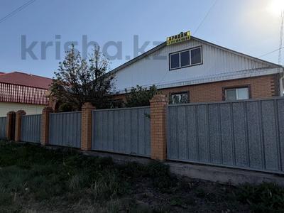 Отдельный дом · 4 комнаты · 120 м² · 20 сот., Станционная 21 за 60 млн ₸ в Акколе