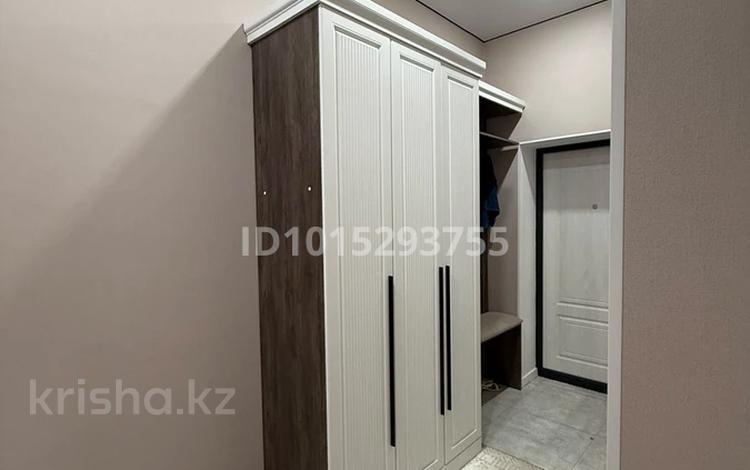 2-бөлмелі пәтер · 86 м², 17-ш/а. 110, бағасы: 300 000 ₸ в Актау, 17-й мкр — фото 2