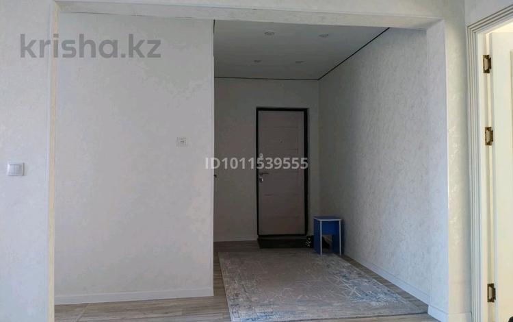 2-бөлмелі пәтер · 60 м² · 2/5 қабат, Сатпаева — Сатпаева, бағасы: 200 000 ₸ в Усть-Каменогорске, Ульбинский — фото 2