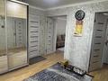 3-комнатная квартира · 61 м² · 3/5 этаж, Майкудук, Мкр Восток-3 9 за 23.5 млн ₸ в Караганде, Алихана Бокейханова р-н — фото 2