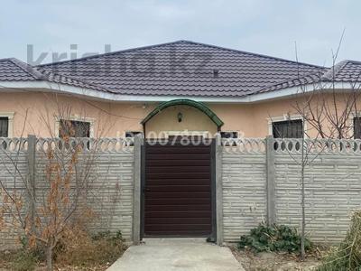 Отдельный дом · 5 комнат · 248.5 м² · 8 сот., мкр Самал, 19 8 — 19 проезд за 50 млн 〒 в Атырау