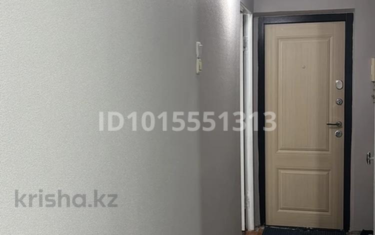 1-комнатная квартира · 31 м² · 1/5 этаж, Майкудук, 17й микрорайон 55 за 10 млн ₸ в Караганде, Алихана Бокейханова р-н — фото 2