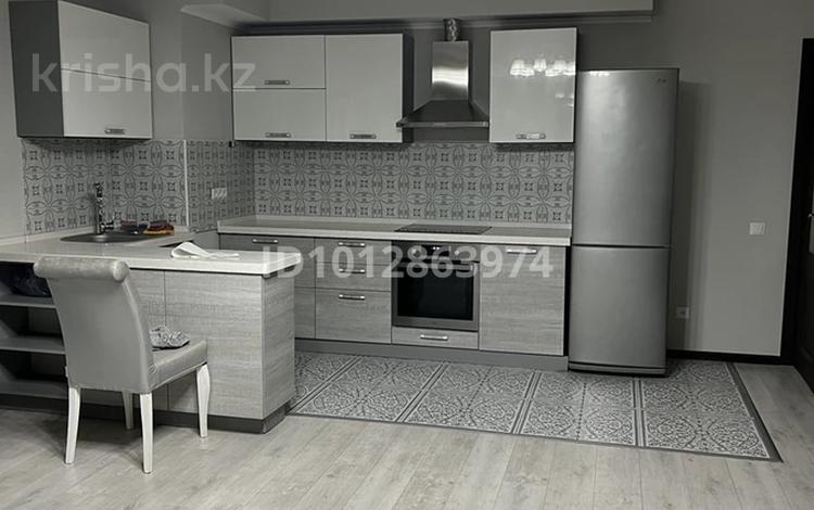 3-бөлмелі пәтер · 129 м² · 11/21 қабат, Толе би 286/1, 286/3, 286/5, 286/6, 286/8, бағасы: 89 млн ₸ в Алматы, Алмалинский р-н — фото 2