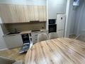 2-бөлмелі пәтер · 55 м² · 16/25 қабат, мкр Шымсити, Байдибек би 127/7 16/24 — Жк Capital city жаңа үлгідегі заманауи бизнес класс үй кешені,тұрғындарға кинотеатр,спорт зал,бильярд,йога,би,балалар ойын болмесі бар.Үйдің ішіне келер болсақ бытовой техниканың барлығы Сулпактан алынған оригинал техникалар гарантиясымен керек десеңіз посуда жуатын техникаға дейін орнатылған.Жаңа квартира.3 блок 16 этаж й, бағасы: 39.5 млн ₸ в Шымкенте, Абайский р-н — фото 3