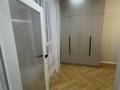 2-бөлмелі пәтер · 55 м² · 16/25 қабат, мкр Шымсити, Байдибек би 127/7 16/24 — Жк Capital city жаңа үлгідегі заманауи бизнес класс үй кешені,тұрғындарға кинотеатр,спорт зал,бильярд,йога,би,балалар ойын болмесі бар.Үйдің ішіне келер болсақ бытовой техниканың барлығы Сулпактан алынған оригинал техникалар гарантиясымен керек десеңіз посуда жуатын техникаға дейін орнатылған.Жаңа квартира.3 блок 16 этаж й, бағасы: 39.5 млн ₸ в Шымкенте, Абайский р-н — фото 4