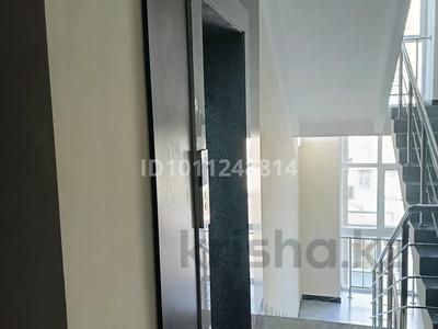 2-бөлмелі пәтер · 54 м² · 4/10 қабат, мкр Юго-Восток, Степной 4 23/2 — Возле ТД "Алмаз", гимназия №39, бағасы: 29.9 млн ₸ в Караганде, Казыбек би р-н