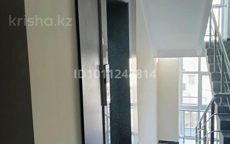 2-бөлмелі пәтер · 54 м² · 4/10 қабат, мкр Юго-Восток, Степной 4 23/2 — Возле ТД "Алмаз", гимназия №39, бағасы: 29.9 млн ₸ в Караганде, Казыбек би р-н — фото 2