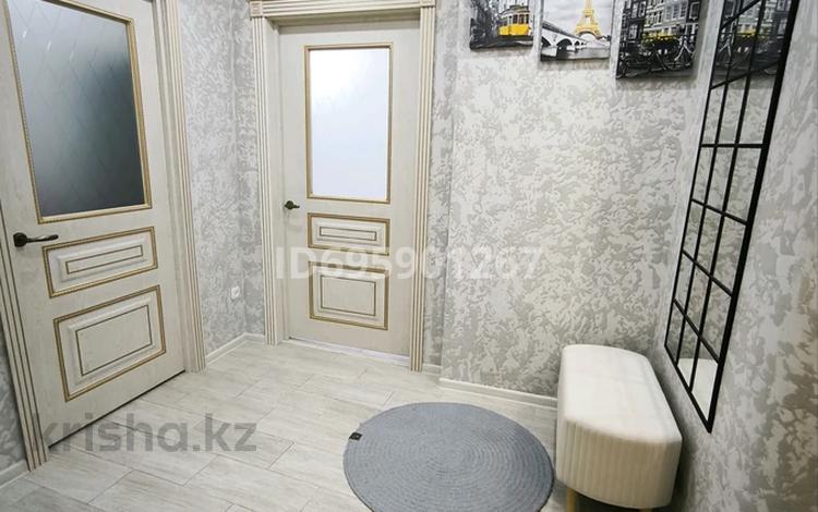 4-бөлмелі пәтер · 87 м² · 3/5 қабат, Кердери — Супермаркет Суровский "гурмэ", бағасы: 34 млн ₸ в Уральске, мкр Школьник — фото 2
