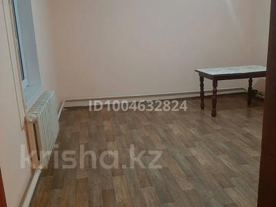 Жеке үй · 2 бөлме · 40 м², Самал-1 ш/а — Момышулы, бағасы: 80 000 ₸ в Шымкенте, Абайский р-н