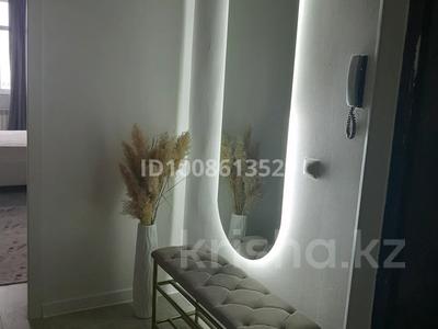 2-бөлмелі пәтер · 75 м² · 13/14 қабат, 17-й мкр, ​17-й микрорайон 6, бағасы: 320 000 ₸ в Актау