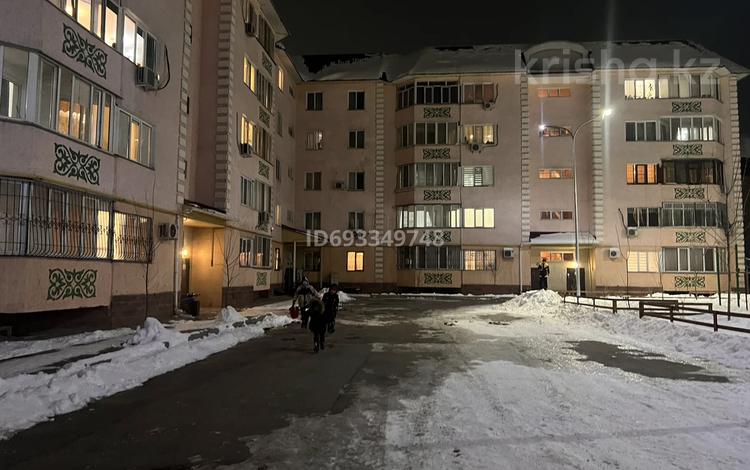 2-комнатная квартира, 78 м², 4/5 этаж, мкр Думан-2 7 за 37 млн 〒 в Алматы, Медеуский р-н — фото 2