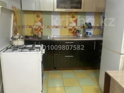 2-бөлмелі пәтер · 38 м² · 2/4 қабат, Жарокова 211, бағасы: 15 000 ₸ в Алматы, Бостандыкский р-н