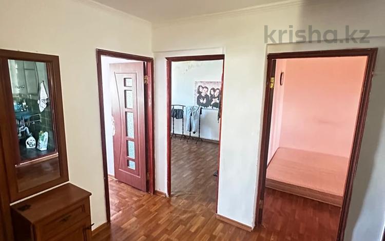 3-комнатная квартира · 64 м² · 5/5 этаж, Казбек би 12 за 15 млн ₸ в  — фото 2