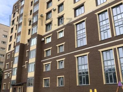 2-комнатная квартира, 88.5 м², 9/9 этаж, Новый город, пр Алии Молдагуловой 49а за 22 млн 〒 в Актобе, Новый город