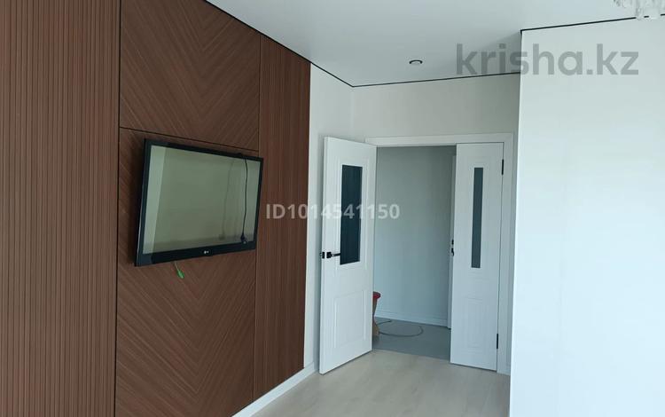 1-комнатная квартира · 40 м², Толеметова 106/3 за 23 млн ₸ в Шымкенте, Абайский р-н — фото 2