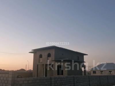 Отдельный дом · 9 комнат · 320 м² · 10 сот., Жолымбек — Жаңа қала, Парк Жібек жолы за 55 млн 〒 в Туркестане