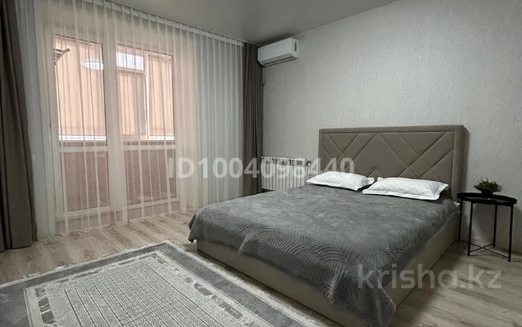 1-бөлмелі пәтер · 40 м² · 5/9 қабат, Мк. Береке 60, бағасы: 12 000 ₸ в Костанае — фото 2