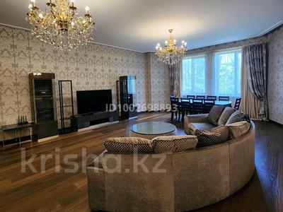 4-комнатная квартира · 207 м² · 6/6 этаж, Чайковского — Абая,Чайковского за 1.8 млн 〒 в Алматы, Алмалинский р-н
