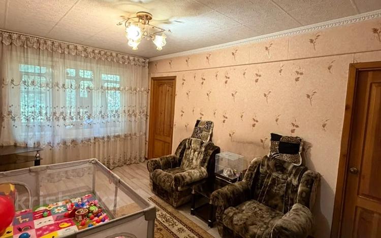 4-бөлмелі пәтер · 64 м² · 2/5 қабат, Добролюбова 49, бағасы: 23.8 млн ₸ в Усть-Каменогорске — фото 2