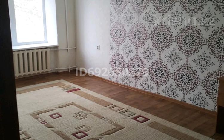 2-бөлмелі пәтер, 53 м², 2/5 қабат, Ғарышкерлер 21 — Бульвар ЦУМ, бағасы: 12 млн 〒 в Жезказгане — фото 2