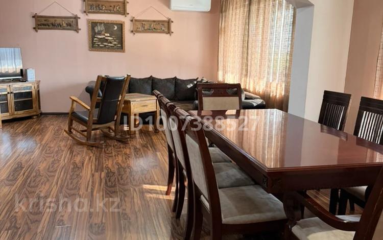 Дом · 3 комнаты · 100 м², Тянь-Шаньская за 65 000 〒 в Алматы, Медеуский р-н — фото 2