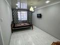 1-комнатная квартира · 40 м² · 1/5 этаж, мкр 4 6 за 130 000 ₸ в Уральске — фото 2