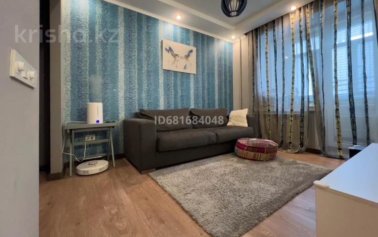 3-комнатная квартира, 75 м², 4/4 этаж, Мауленова — Клиника Sema