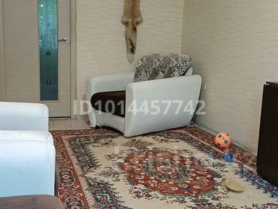 4-комнатная квартира · 76 м² · 1/5 этаж, Бурова 27/1 за 23 млн ₸ в Усть-Каменогорске