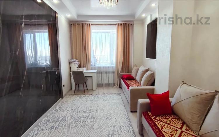 4-комнатная квартира · 90 м² · 15/20 этаж, мкр Юго-Восток, Мкр Юго-Восток ул. Дюсембекова — Этнопарк за 35.5 млн ₸ в Караганде, Казыбек би р-н — фото 2
