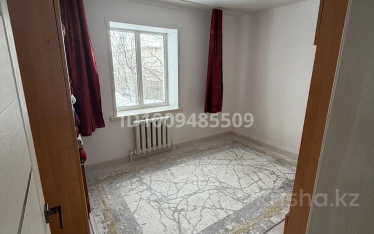 Отдельный дом · 3 комнаты · 80 м² · 9 сот., Тәуелсіздік 12/1 — Возле сельского акимата за 10 млн ₸ в Белес — фото 2