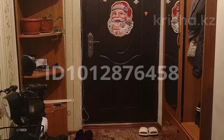 2-бөлмелі пәтер · 67 м² · 1/5 қабат, Абая 9/1 — Продается 2 комнатная квартира по улице Абая 9/1на первом этаже, бағасы: 15 млн ₸ в Сатпаев — фото 2