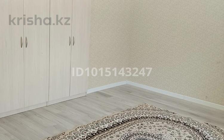 2-комнатная квартира · 70 м², 35-мкр, 35-ш/а. 24 дом — Колледж бар барлығы тиіп тұр мектепте бар за 170 000 ₸ в Актау — фото 2