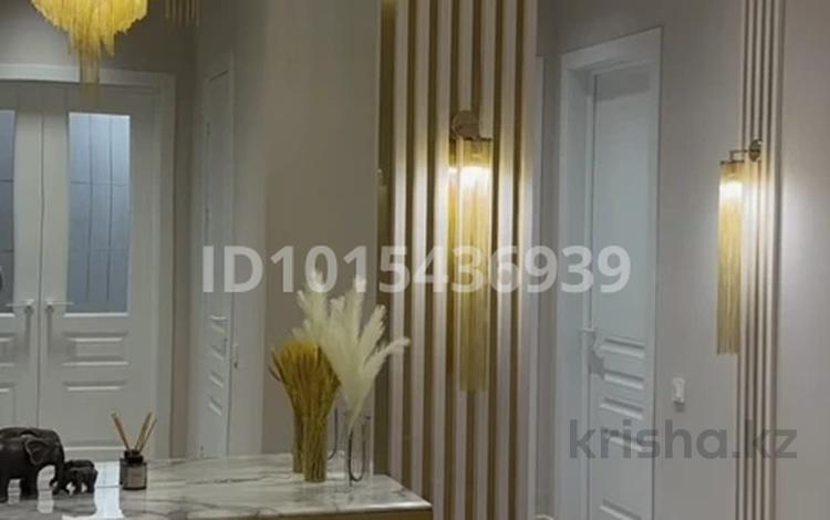 4-комнатная квартира · 130 м² · 13/22 этаж, Туран 41 А за 130 млн ₸ в Астане, Нура р-н — фото 2