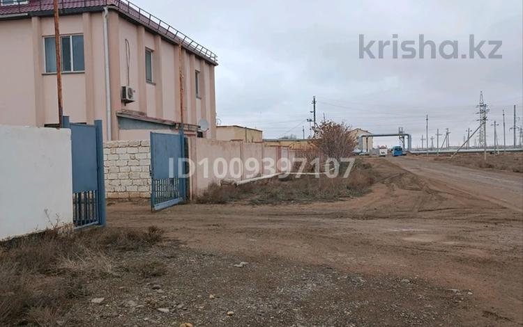 Өнеркәсіптік база · 60 сотық, Оймаш 3, Промышленная зона 2, участок 48 б/н — Рядом Ледовая арена BAUYR ARENA, Огороды МАЭК., бағасы: 250 млн ₸ в Актау — фото 2