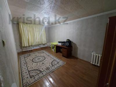 1-комнатная квартира, 36 м², 3/5 этаж помесячно, Макарова 20 за 60 000 〒 в Таразе