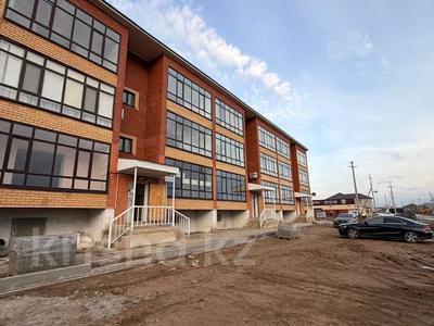 1-комнатная квартира · 32 м² · 1/3 этаж, Алаш за 12.5 млн 〒 в Уральске