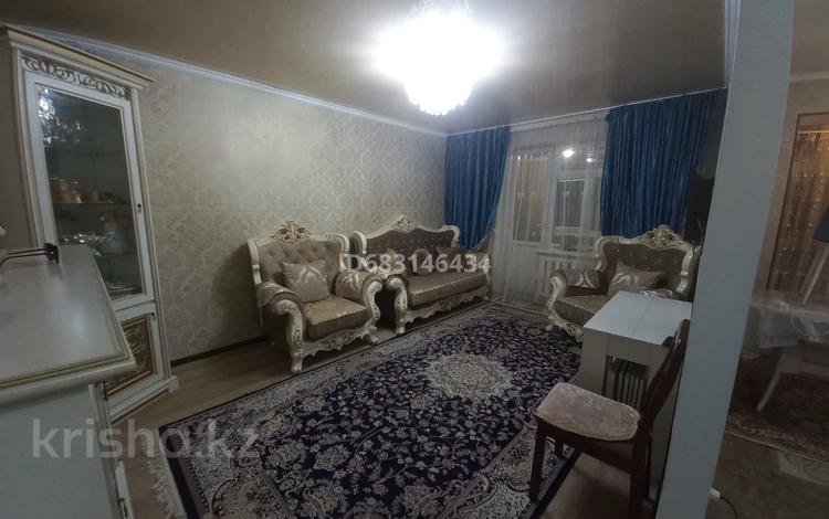 3-комнатная квартира, 60.5 м², 5/5 этаж, Кунаева 1 за 23 млн 〒 в Талдыкоргане, мкр Жастар — фото 2