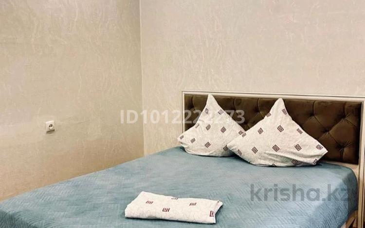 1-комнатная квартира · 44 м² · 1/5 этаж, мкр. Зачаганск пгт 81/1 за 11 000 ₸ в Уральске — фото 2