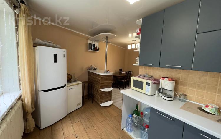 4-бөлмелі пәтер · 82 м² · 5/5 қабат, Карбышева 21, бағасы: 26.5 млн ₸ в Костанае — фото 2