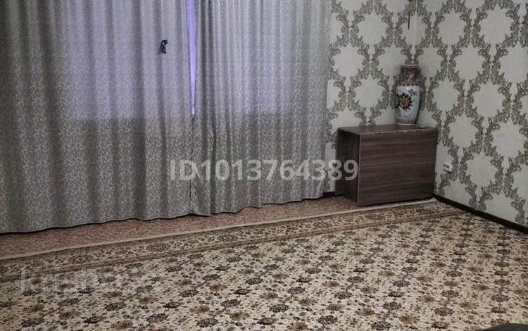 1-комнатная квартира · 52 м² · 2/9 этаж, мкр. Алтын орда — Возле теннисного корта за 135 000 ₸ в Актобе — фото 2