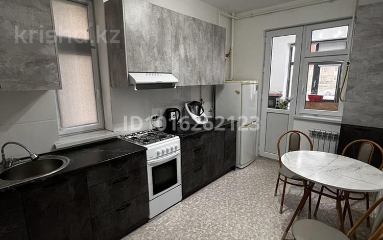 2-комнатная квартира · 62 м² · 1/7 этаж, 9 16/4 за 120 000 ₸ в Туркестане — фото 2